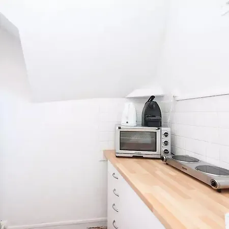 Alexandra Динь-ле-Бен