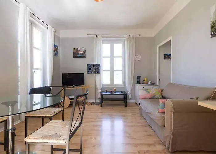 Alexandra Aparthotel